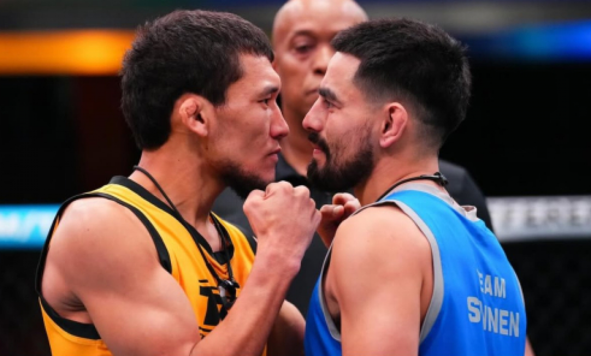 Исторический бой в UFC: казахстанец провел дуэль взглядов