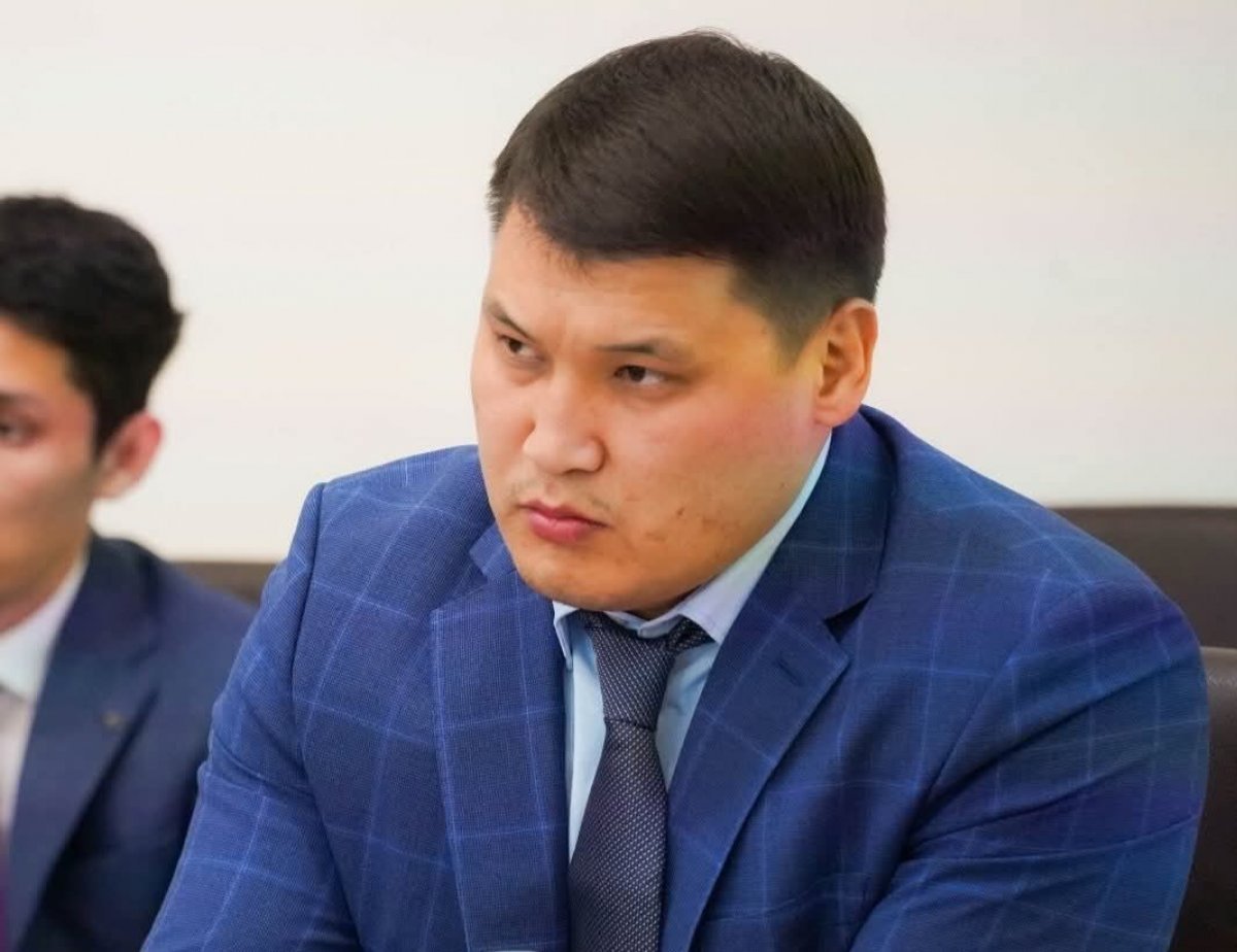 Руслан Берденов выступил в суде из больницы и обратился к подозреваемому