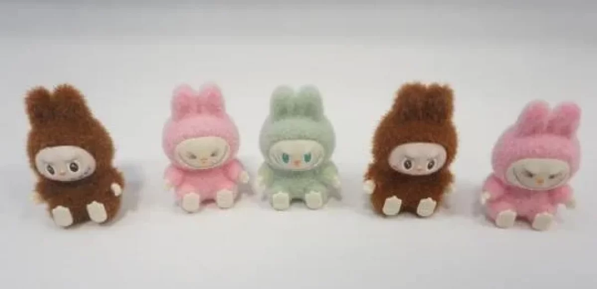 В США предупредили об опасных подделках игрушек Labubu