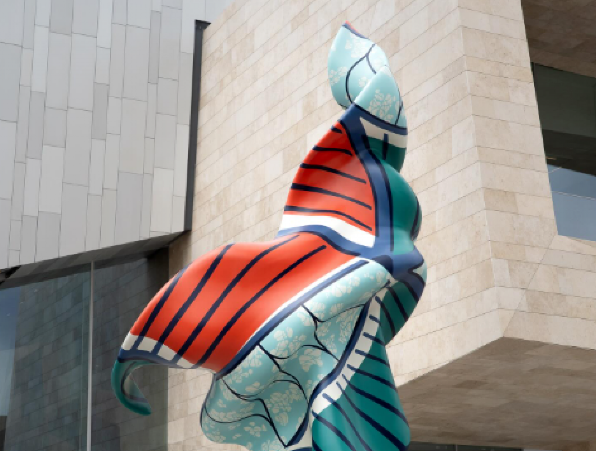 “Скульптура ветра” художника из Лондона появилась в Алматы