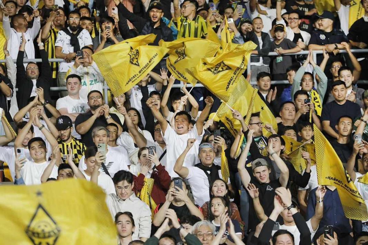 Дархан Сатыбалды поздравил ФК “Кайрат” с победой