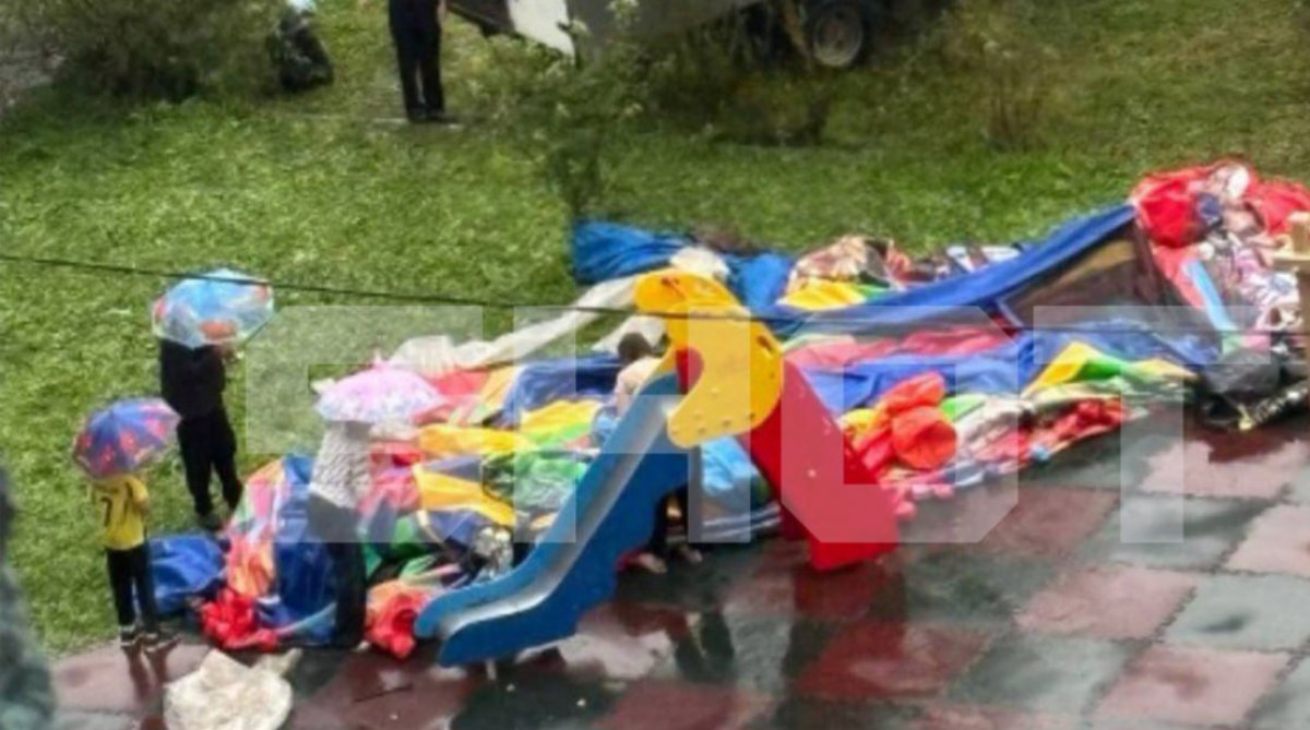 Ветер оказался сильнее батута. Детей увезли в больницу
