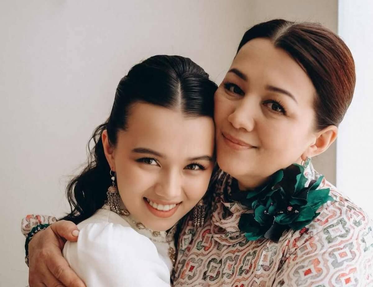 Семья Димаша Кудайбергена отмечает праздник