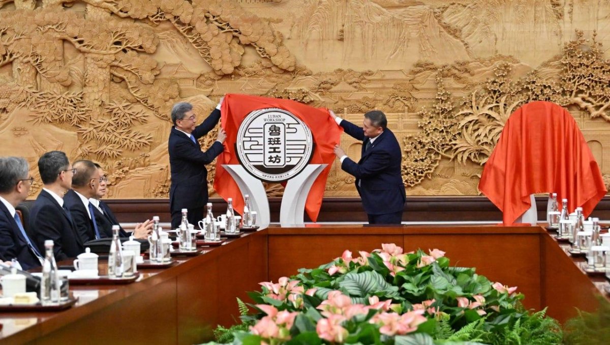 В Казахстане открылись новые мастерские Лу Баня