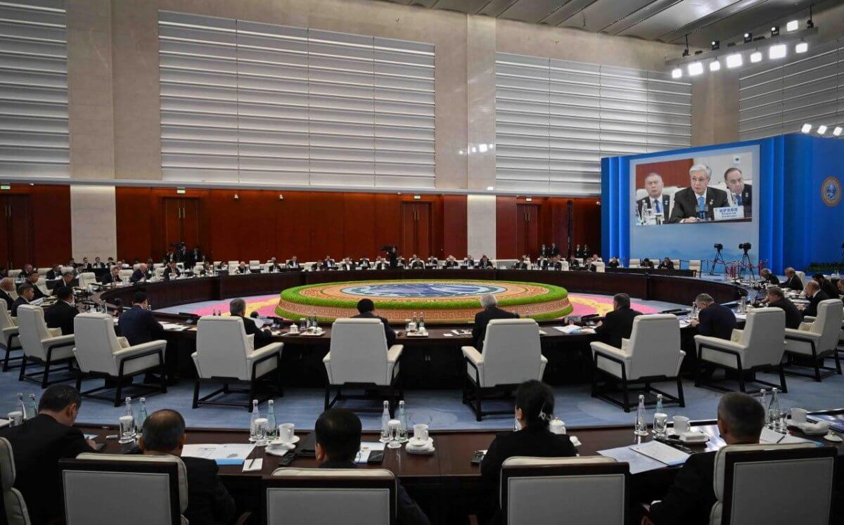 Токаев: ШОС готова стать лидером в мире искусственного интеллекта