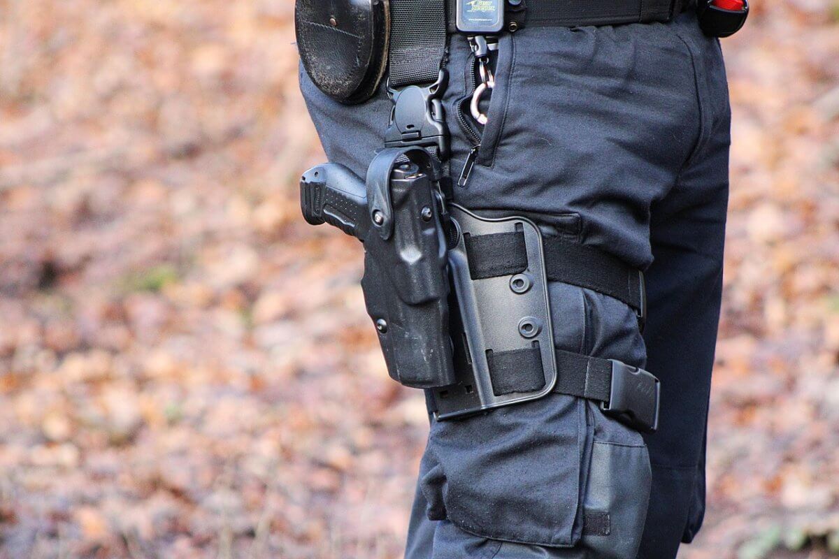 Мужчина случайно застрелил коллегу на посту в Карагандинской области