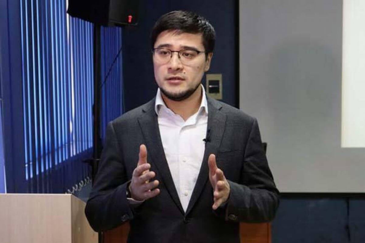 Денис Борисов: Токаев продвигает интересы Центральной Азии на шанхайской площадке