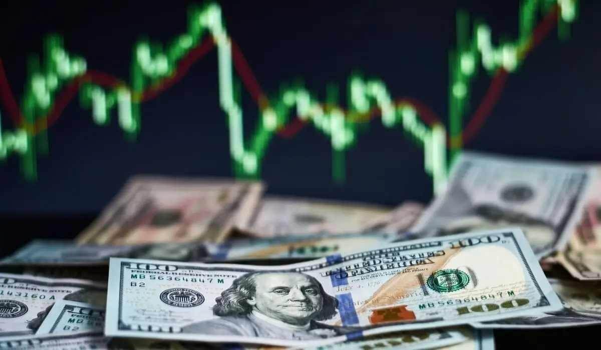 Доллар подорожал – курс валют к тенге