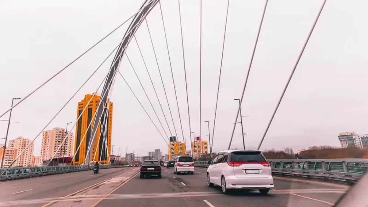 Движение ограничат на одном из мостов в Астане