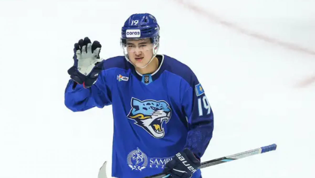 ХК "Барыс" заключил двусторонние контракты с четырьмя хоккеистами