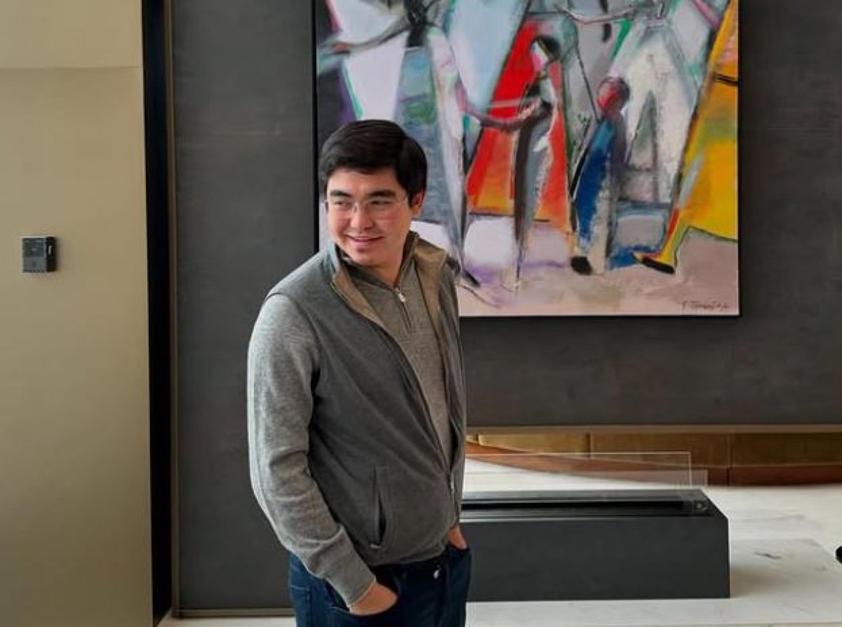 Брат Айжан Байзаковой высказался о разводе и критике его матери