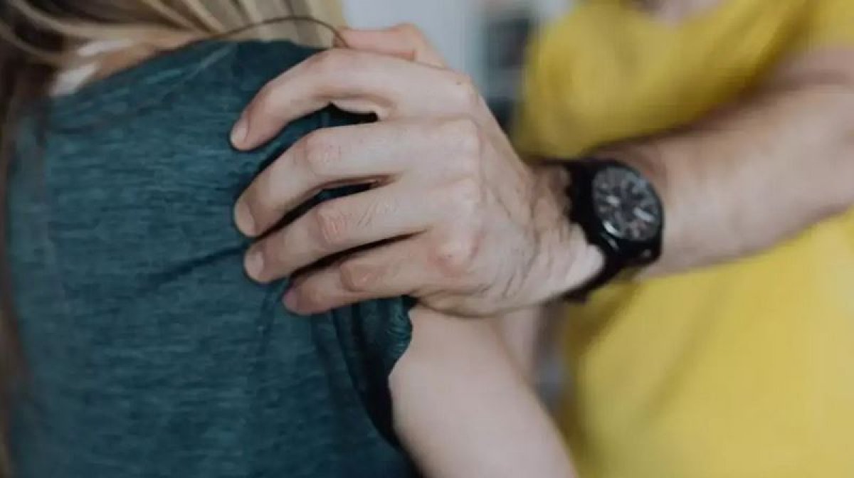 Бывшего учителя обвиняют в надругательстве над 127 учениками в США