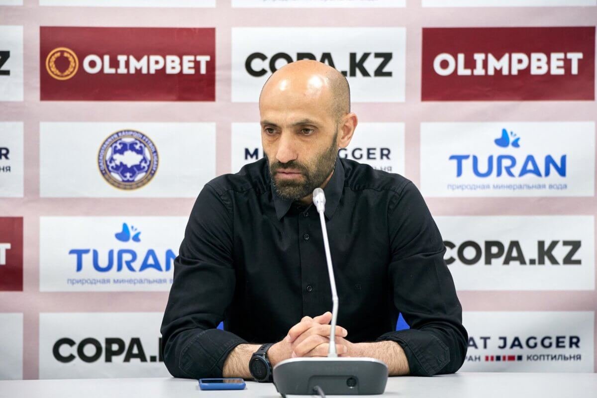 Главный тренер сборной Казахстана по футболу подал в отставку после позорного проигрыша (ВИДЕО)