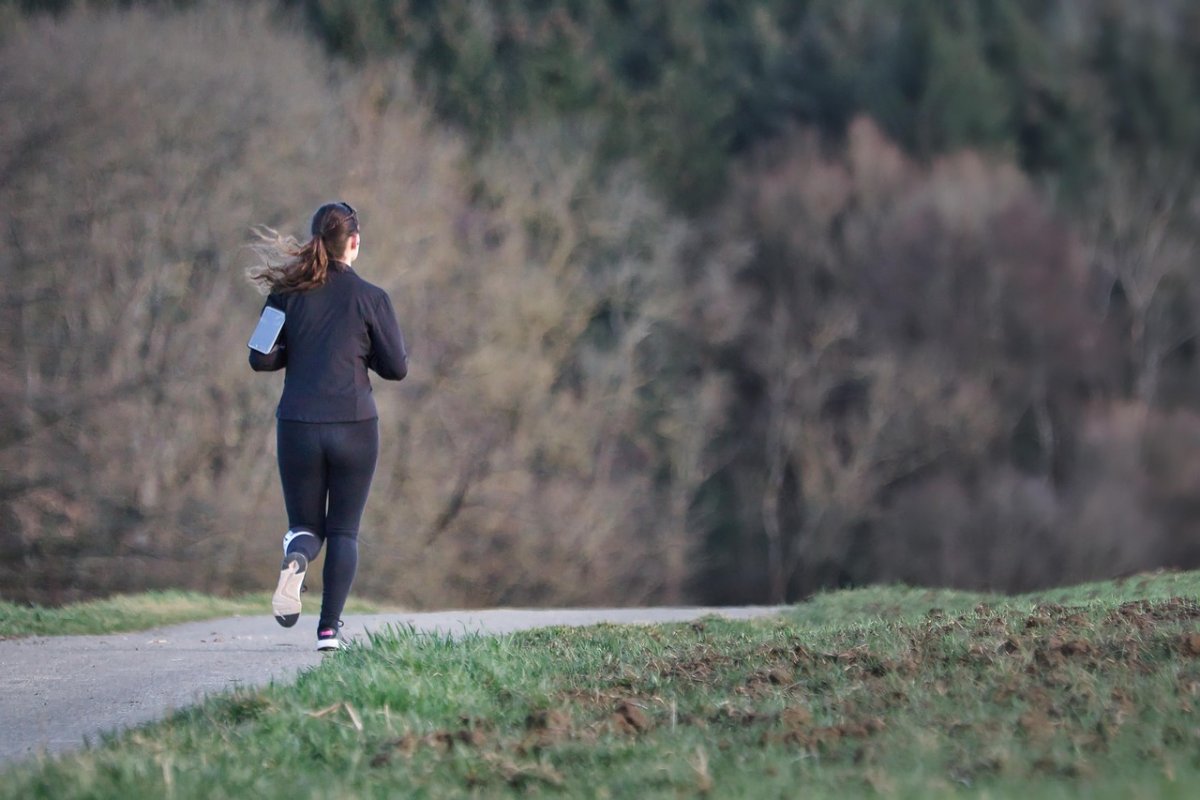 Женщина исчезла после пробежки: ее тело нашли в озере