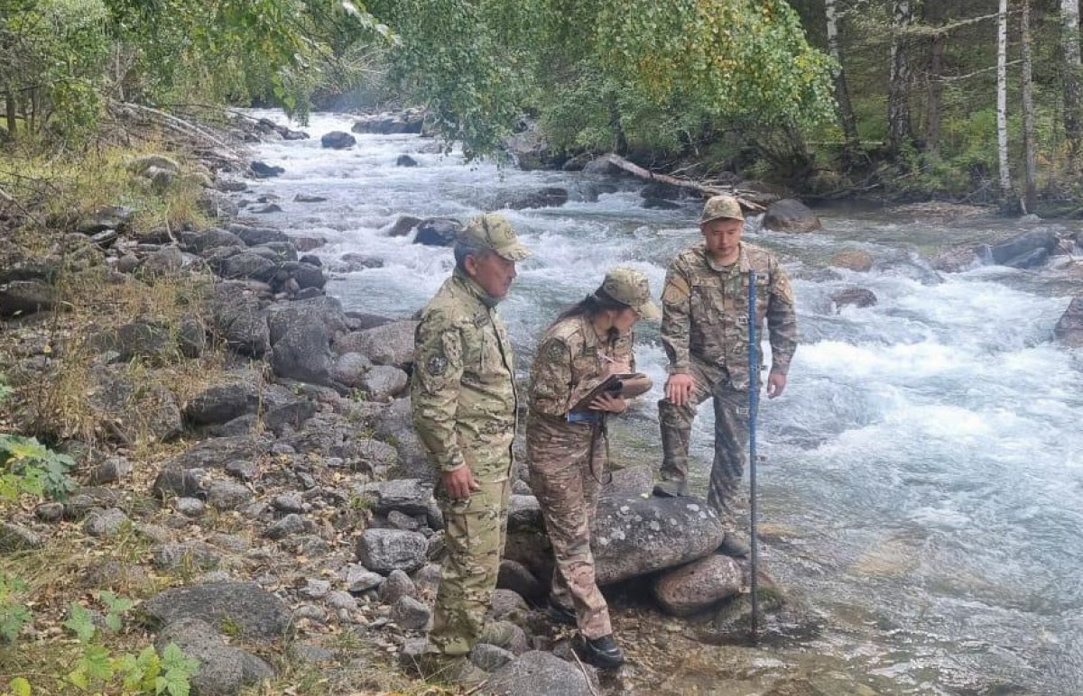 Моренные озера на особом контроле в казахстанских горах