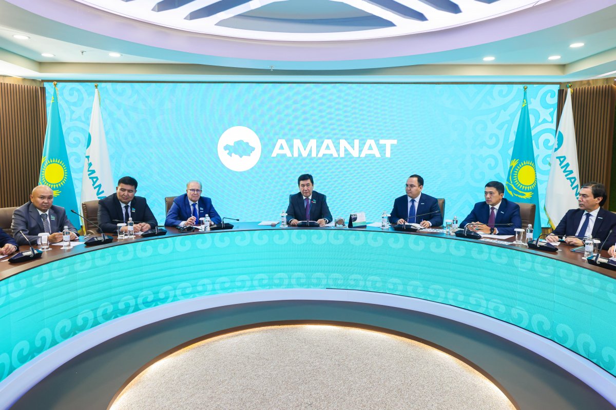 Цифровизация "красной нитью" проходит через все Послание главы государства - AMANAT