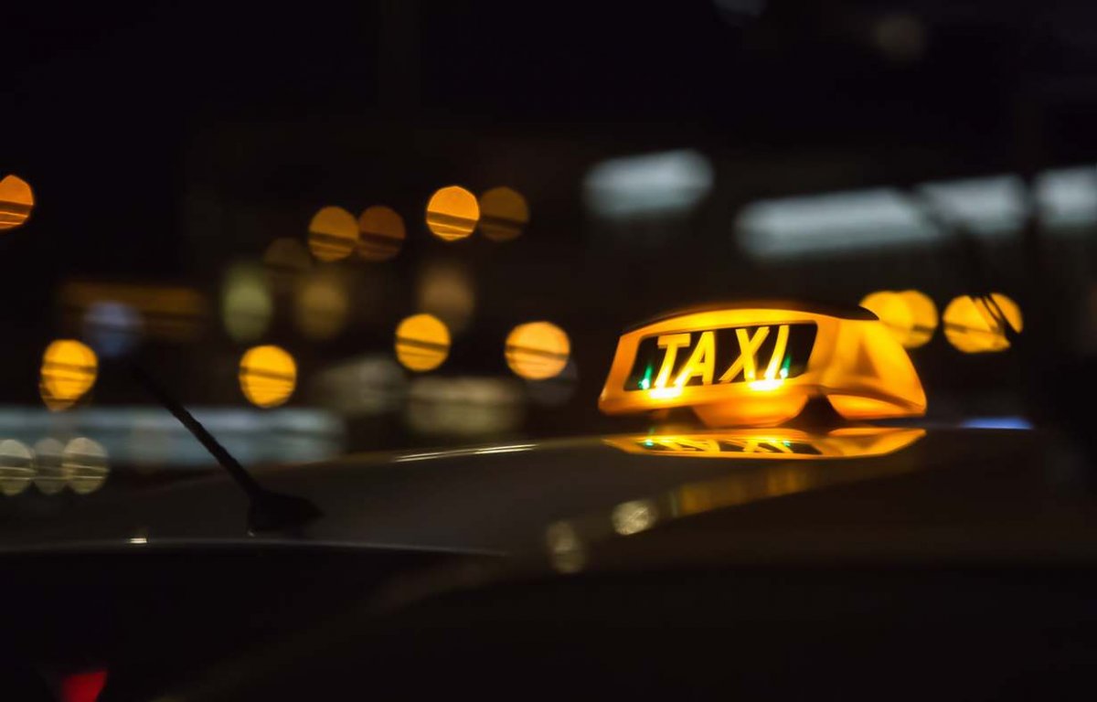 Таксист домогался пассажирки в Узбекистане