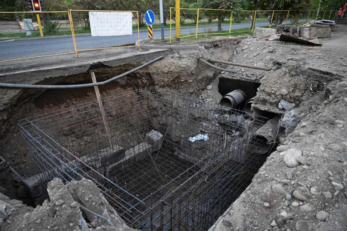 Движение ограничат на одной из улиц в Алматы