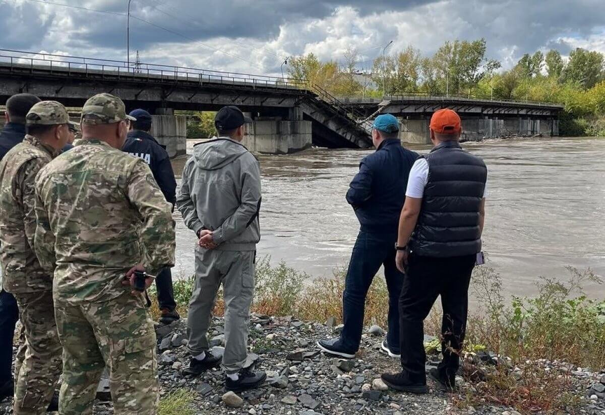 Обрушение моста в Усть-Каменогорске: возбуждено уголовное дело