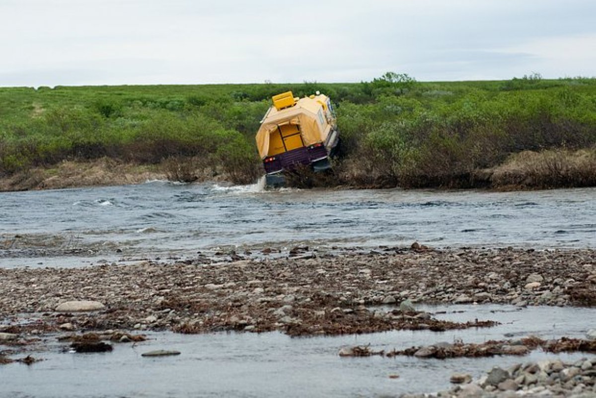 Вездеход с пятью геологами утонул в Забайкалье