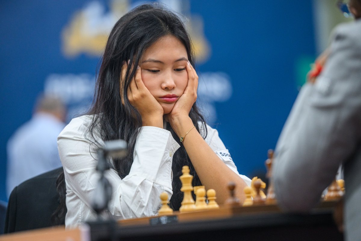 Бибисара Асаубаева вошла в топ-3 на "Большой швейцарке ФИДЕ"