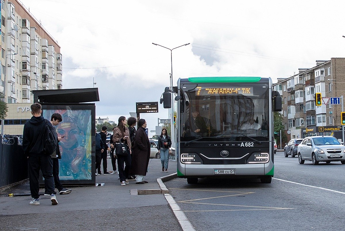 Маршруты нескольких автобусов изменили в Астане