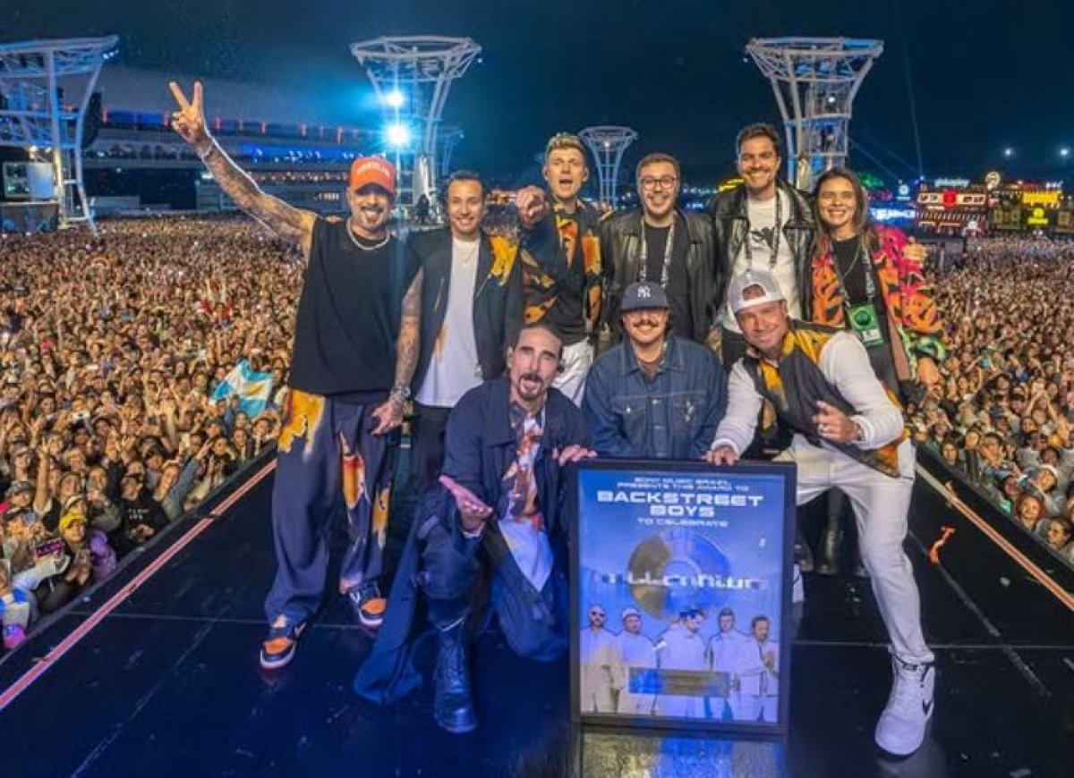 "О большем мы и мечтать не могли": участник Backstreet Boys о концертах в Казахстане (ВИДЕО)