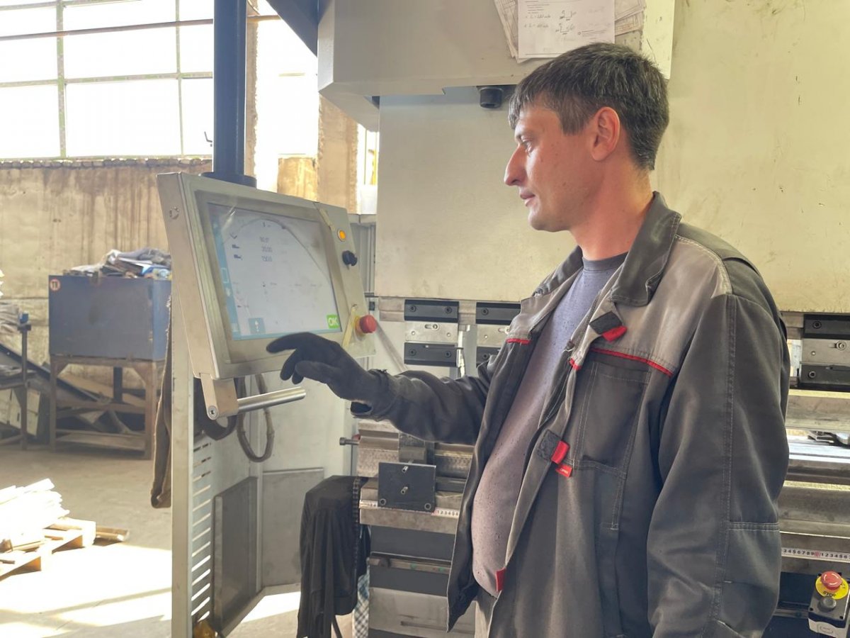 Металл слушается того, кто любит труд