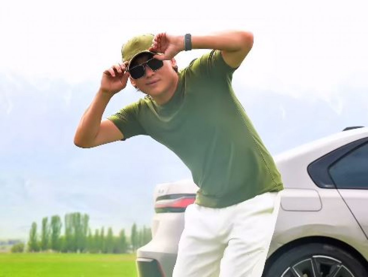 Кайрат Нуртас зажег публику Мейрамбека Беспаева (ВИДЕО)