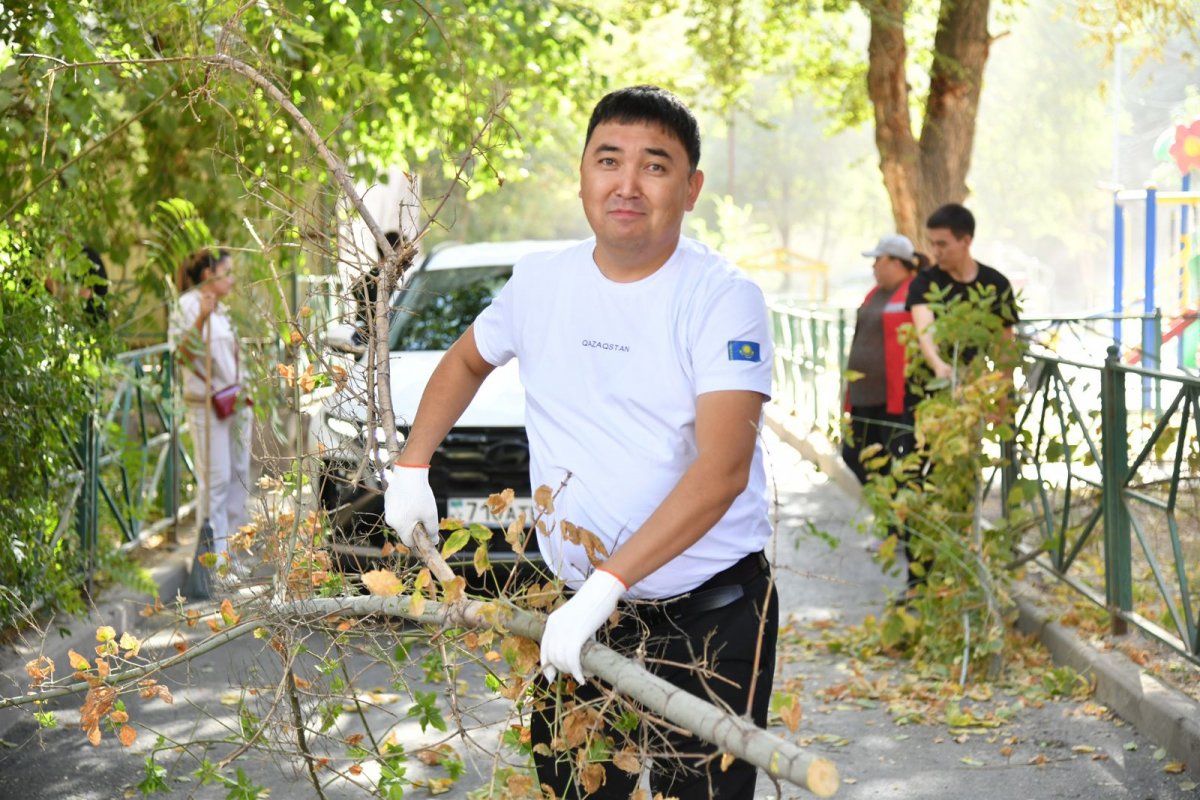 Не только уборка: как экоакция "Таза бейсенбі" формирует бережное отношение к природе