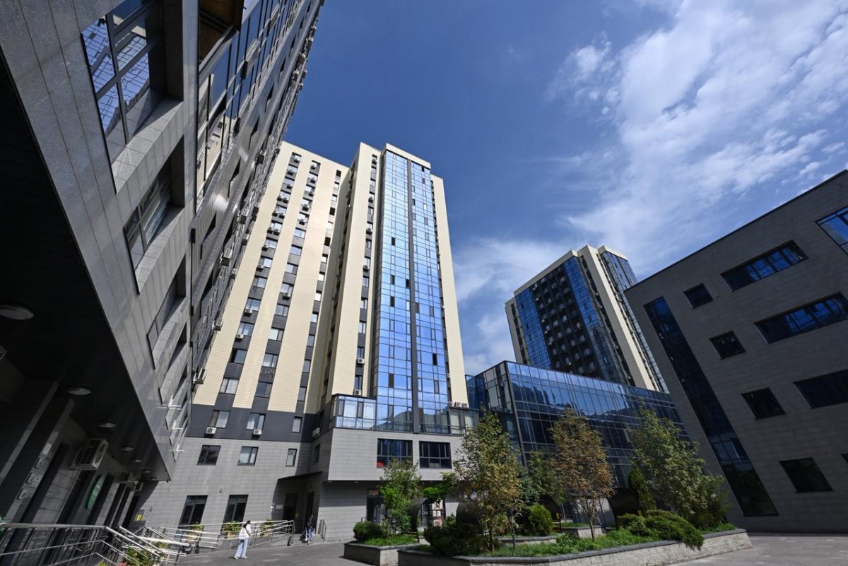 Дархан Сатыбалды раскритиковал застройщика "Дома на Абая"