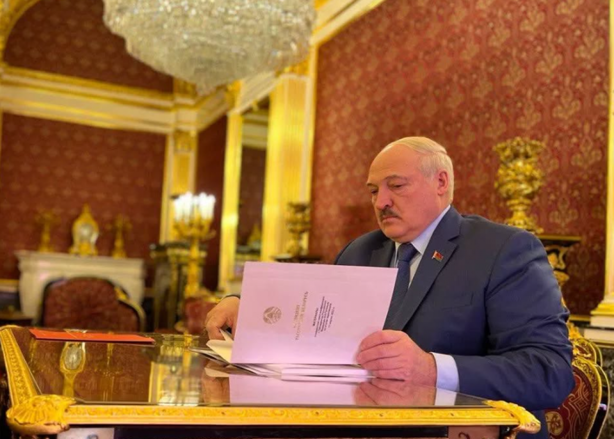 Лукашенко преследует один и тот же сон