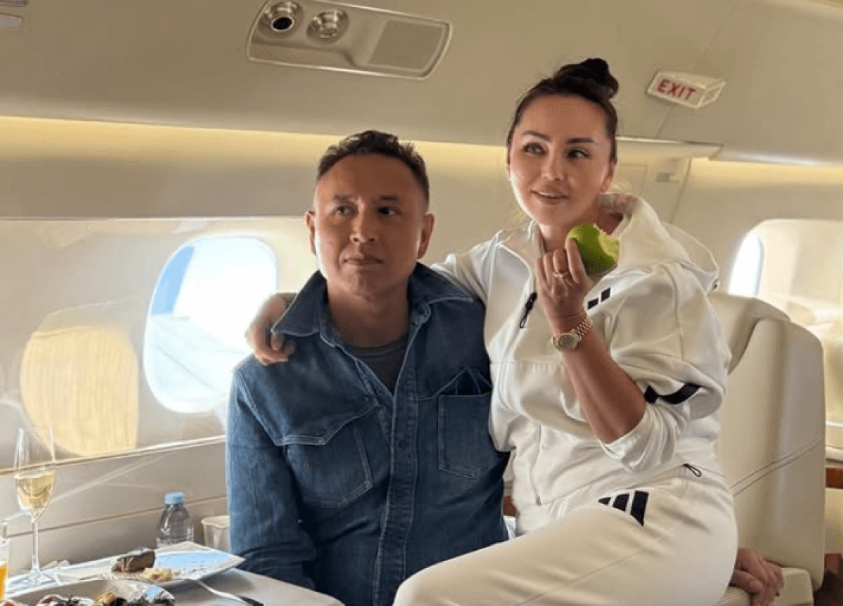 Болельщики ФК "Кайрат" просят Алагузова подарить авто вратарю Шерхану Калмурзе