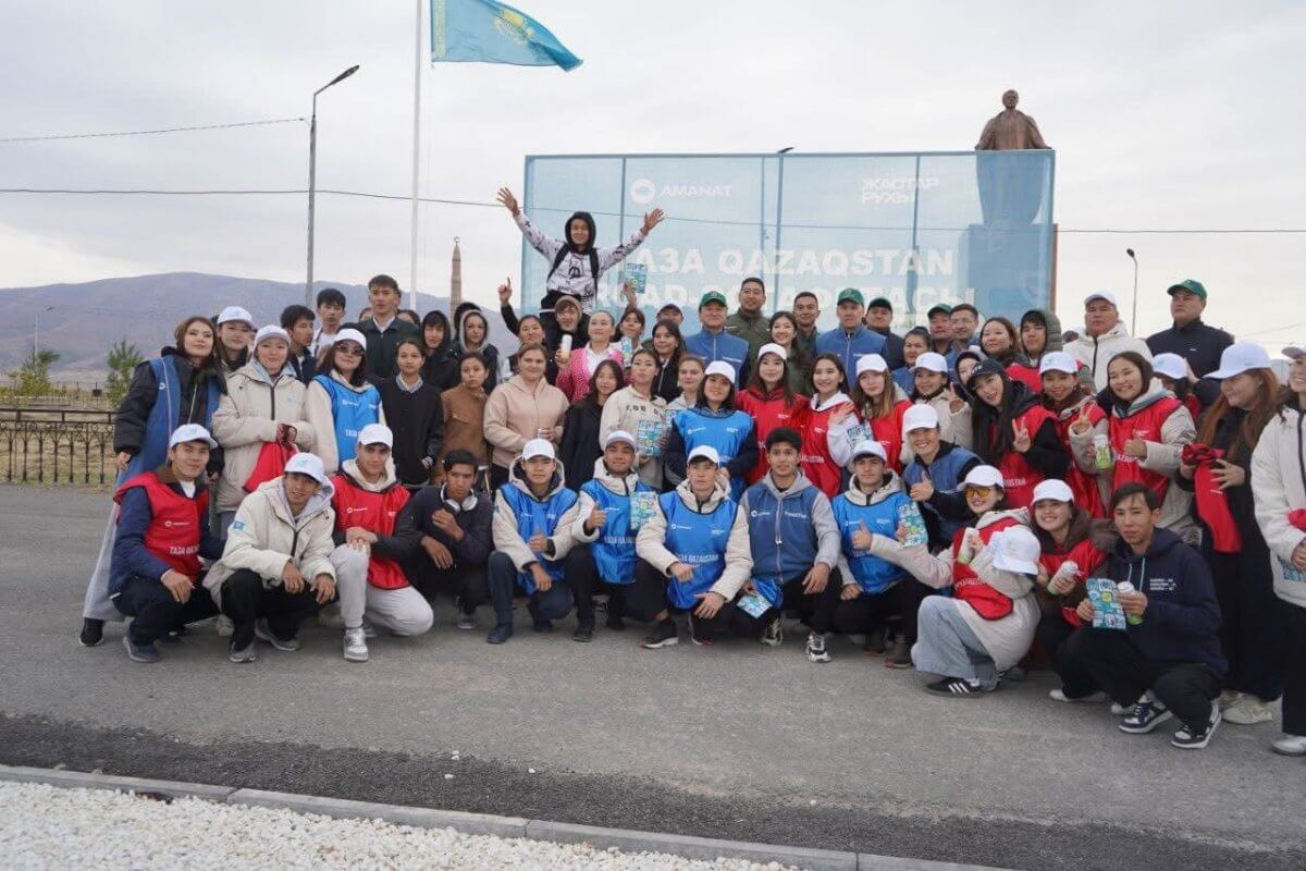 Туркестанская область присоединилась к эстафете Taza Qazaqstan молодежного крыла “Жастар Рухы”
