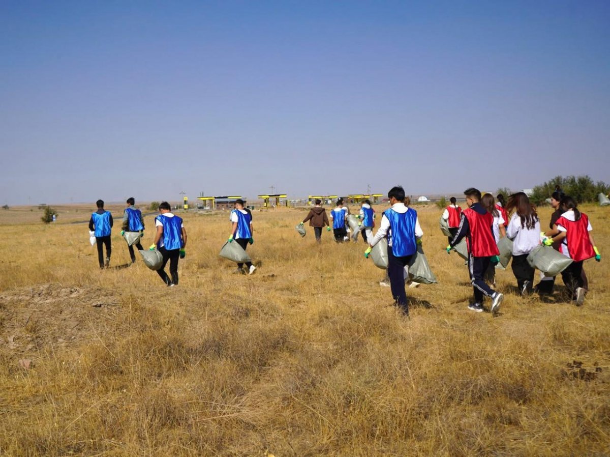 Эстафета "Taza Qazaqstan" объединила молодежь и жителей Туркестанской области