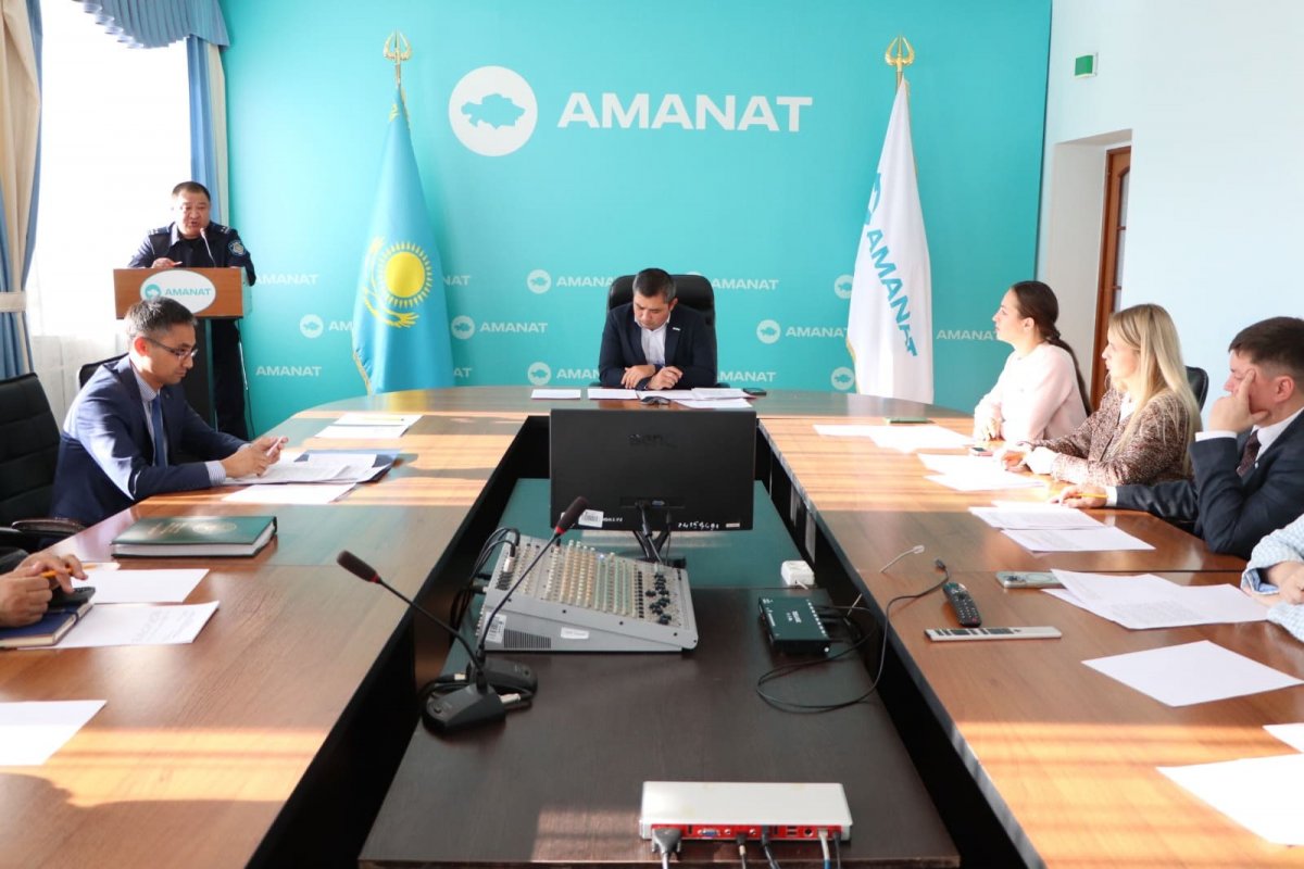 AMANAT и общественность Петропавловска обсудили способы защиты людей от бродячих собак