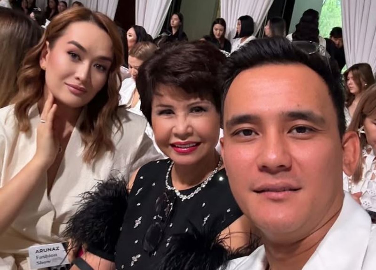 Роза Рымбаева провела уютный выходной с внуком в алматинском парке