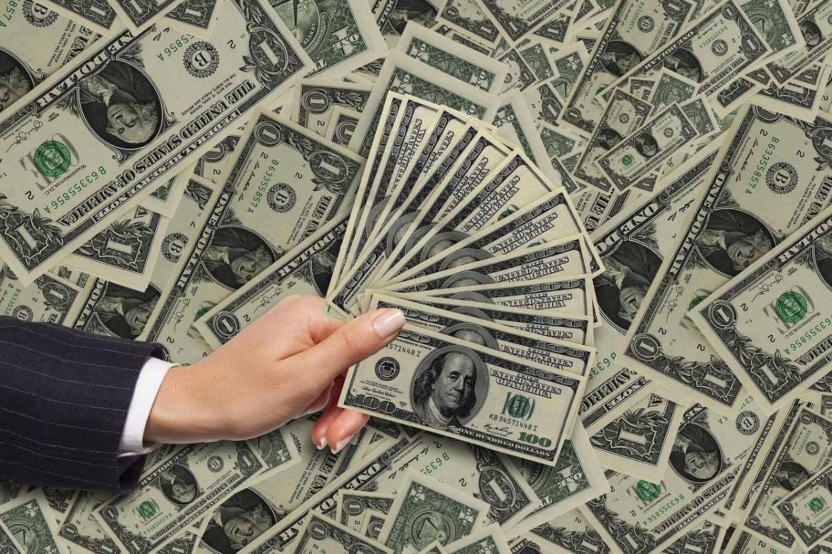 Как изменилась ситуация на валютном рынке Казахстана