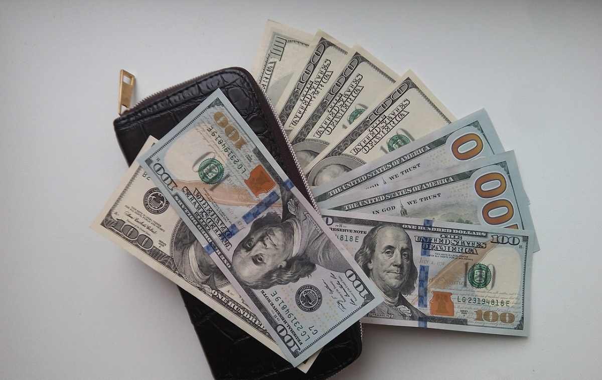 Какой курс доллара в обменниках 14 октября