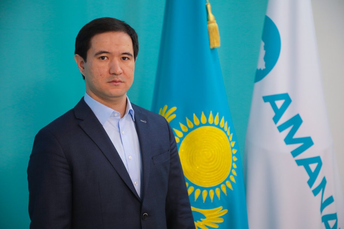 Член Президентского молодежного кадрового резерва получил свободный мандат депутата Мажилиса