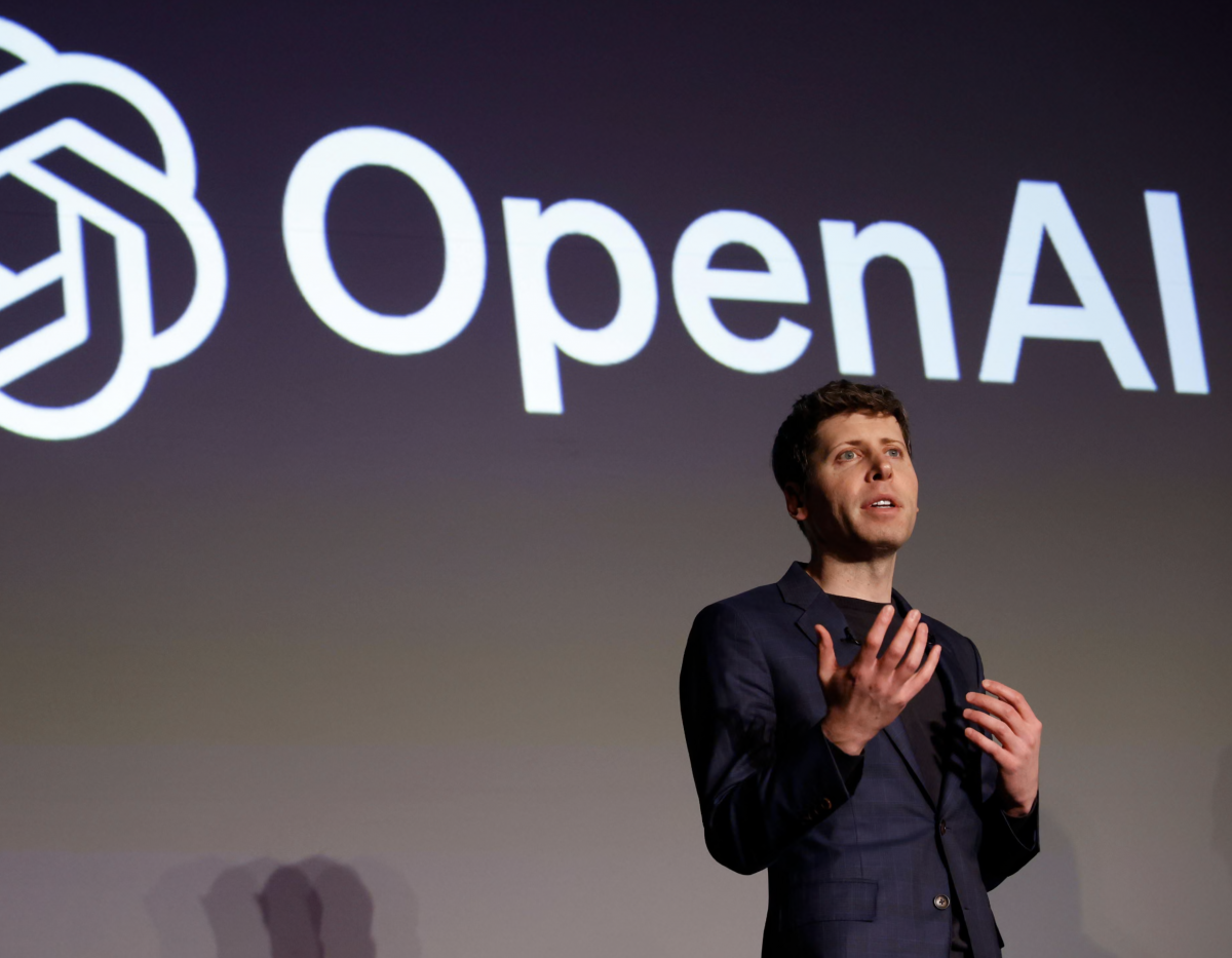 ChatGPT будет генерировать эротический контент в новом обновлении