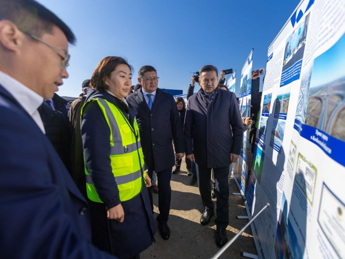 В Казахстане открыли дорогу из Китая в Россию