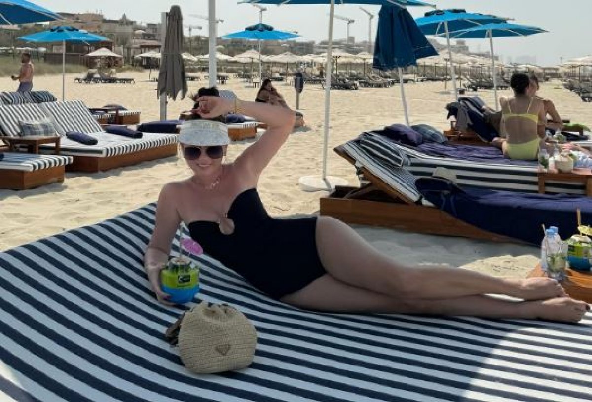 Баян Алагузова поделилась деталями путешествия в Абу-Даби