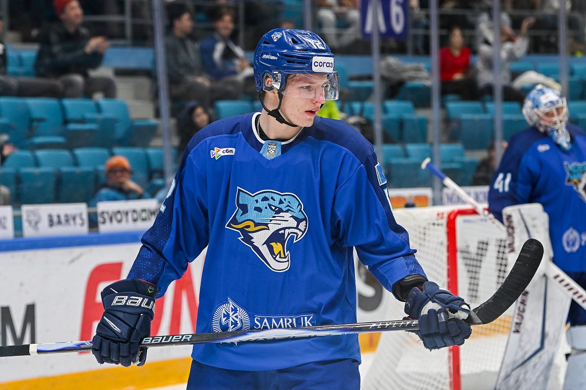 Какое место занимает ХК “Барыс” в таблице КХЛ