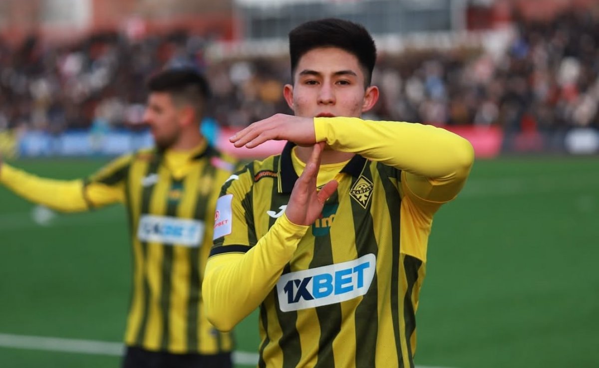 Дастан Сатпаев посвятил гол памяти Диаса Толеу