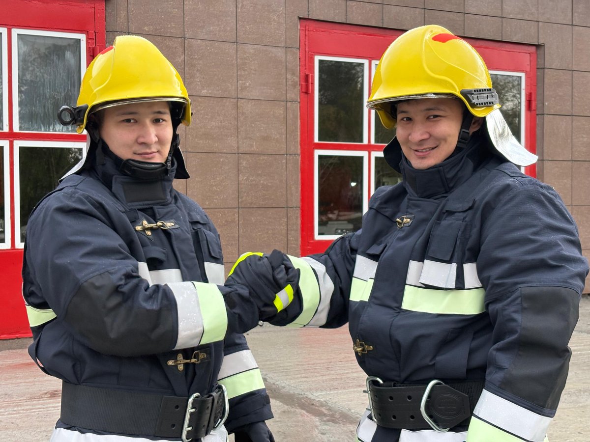 От футболиста до пожарного: близнецы-спасатели служат в Павлодарской области