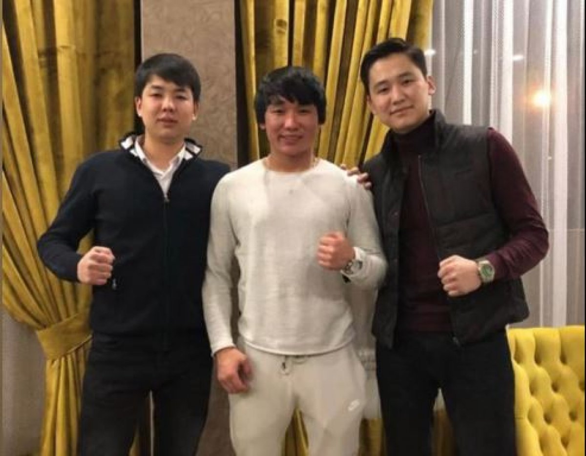 Мама Кайрата Нуртаса тронула сеть теплым посланием сыну