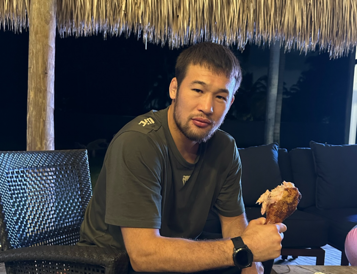 Шавкат Рахмонов празднует день рождения