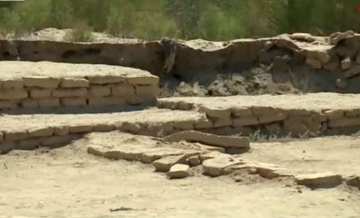 "Тыква" из Средних веков: археологи раскрыли тайну древнего города в степях Казахстана