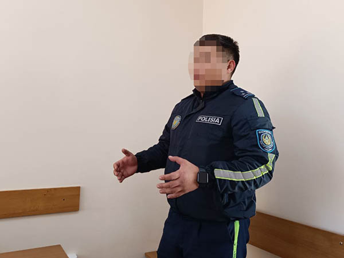 Полицейский пересек двойную сплошную в Костанае: его не лишили прав (ВИДЕО)